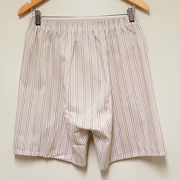 Vintage | Maison Blanche | 2 Piece Pajama Short Set - Picture 9 of 14